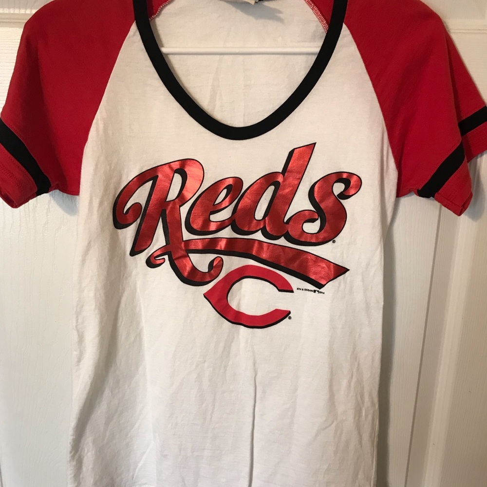 Cincinnati Reds - Picture 2 of 4